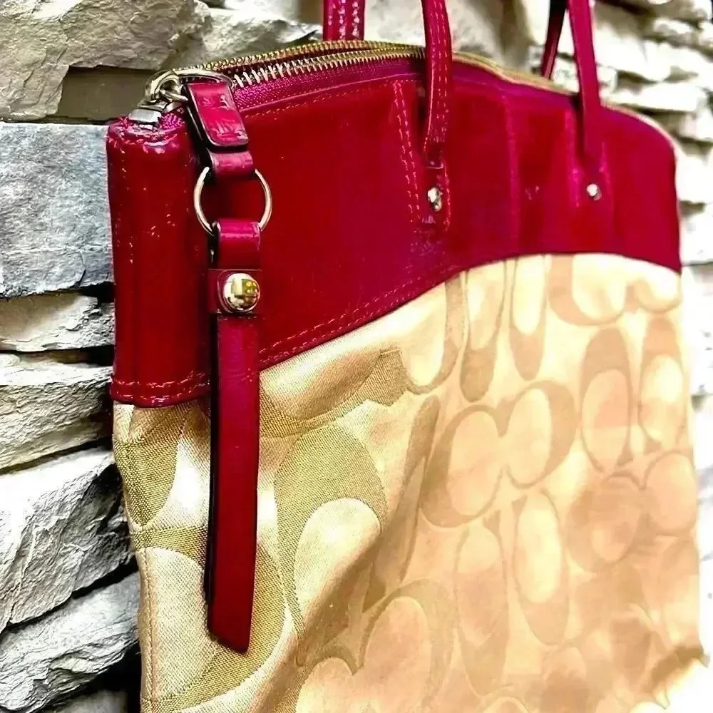 Like new Coach Laura Signature Tote Bag Purse Khaki/berry F18335 - Picture 6 of 6